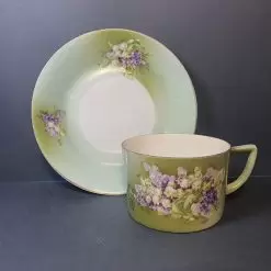 فنجان نعلبکی صدری رنگ گلدار بسیار زیبا و آنتیک عینا مطابق تصاویر