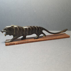 مجسمه ببر جگوار سیاه از چوب آبنوس کهنه عینا مطابق تصاویر