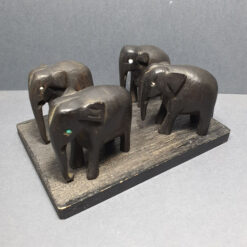 مجسمه زیبای گله فیل چهارتایی از جنس چوب آبنوس به ابعاد